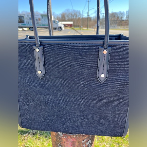 Kate Spade Denim Bag. 💕 - Picture 5 of 12